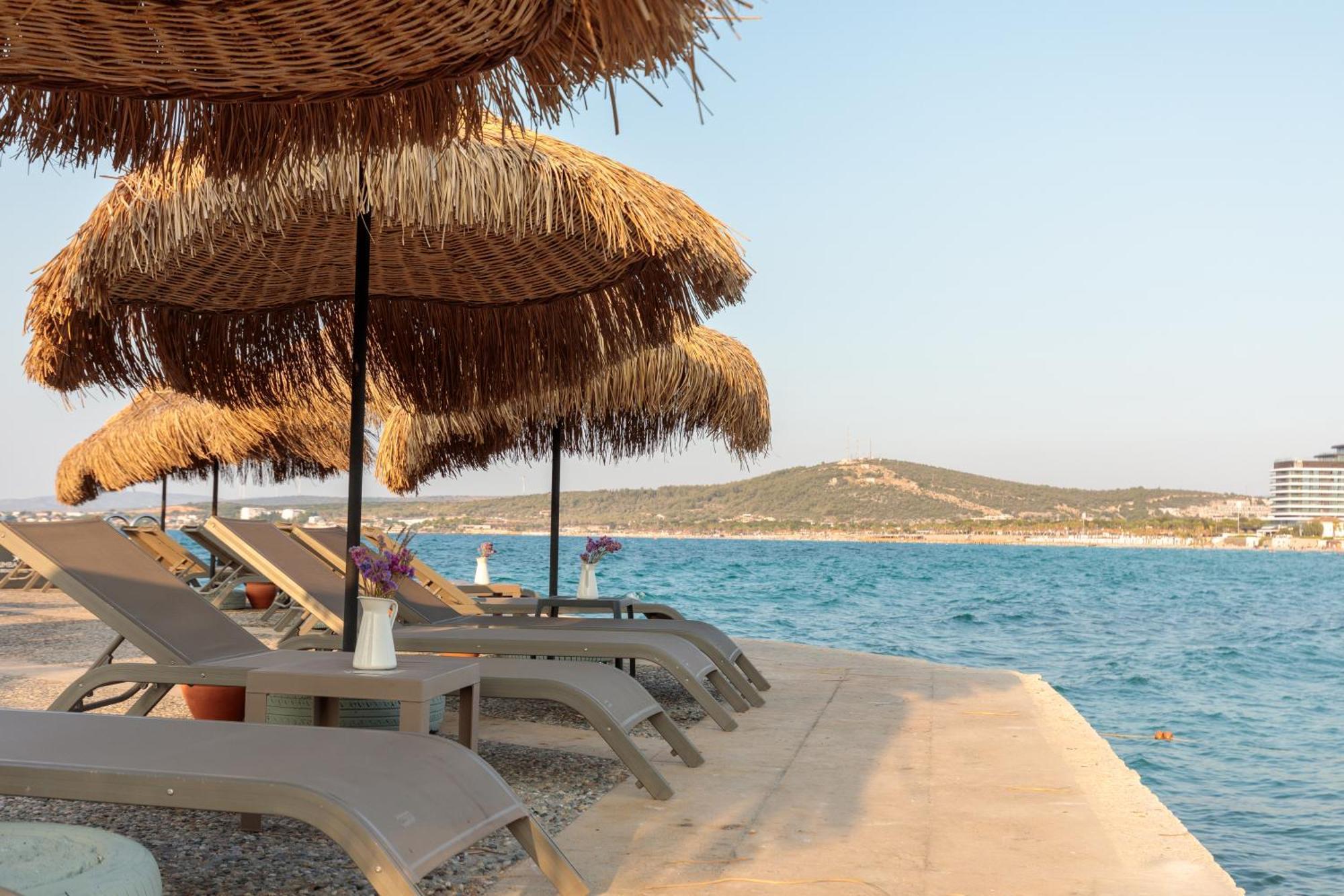 Cumbalica Beach Hotel Cesme Bagian luar foto